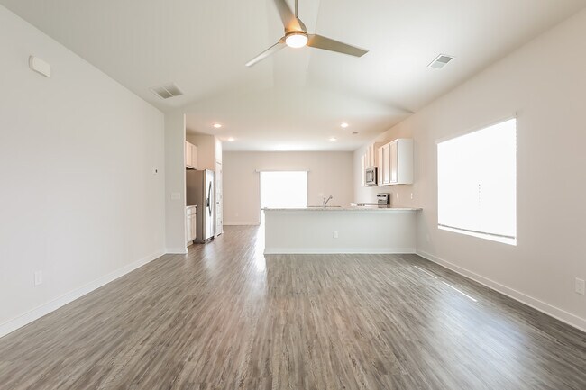 Building Photo - 9949 Hunter Pl