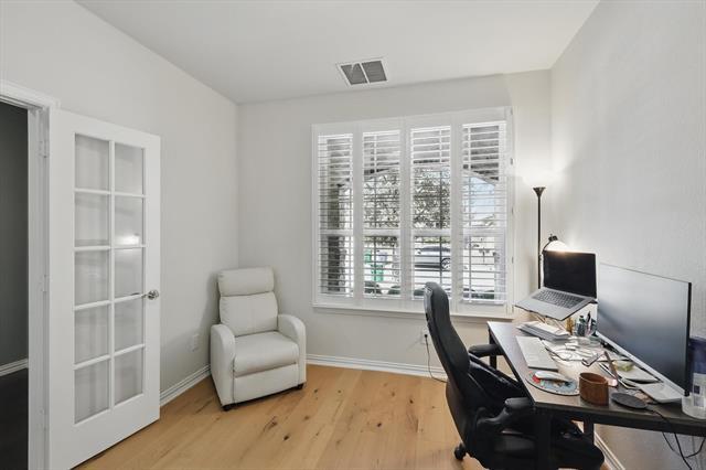 Foto del edificio - 1129 Berrydale Dr