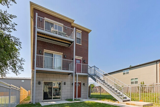 Foto del edificio - 4552 S Evans Ave