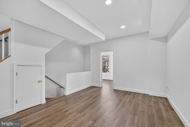 Foto del edificio - 2409 18th St NW