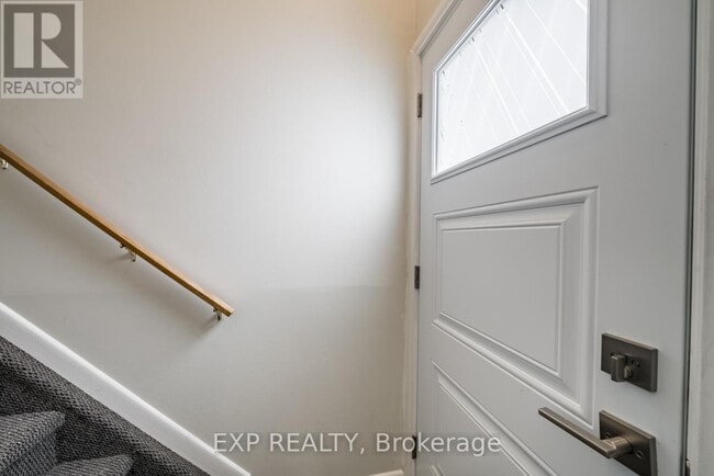 Building Photo - 870 Modlin Rd