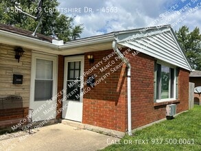 Building Photo - 4563-4569 Croftshire Dr