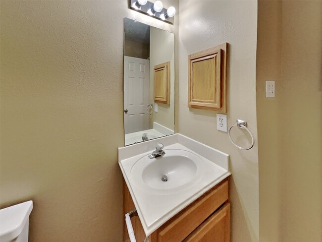 Building Photo - 31106 Perlican Dr