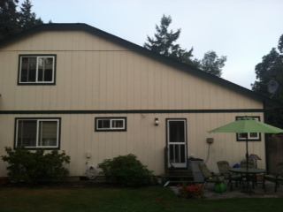 Rear - 715 Shannon St