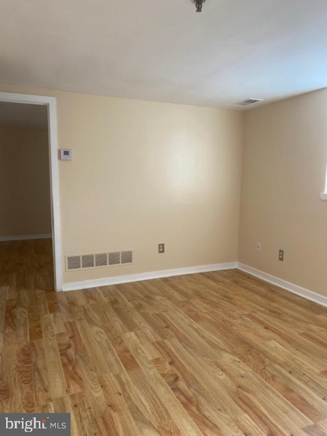 Building Photo - 922 Montgomery Ave
