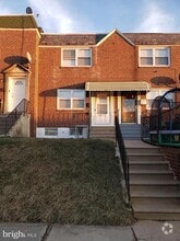 Building Photo - 6353 Eastwood St