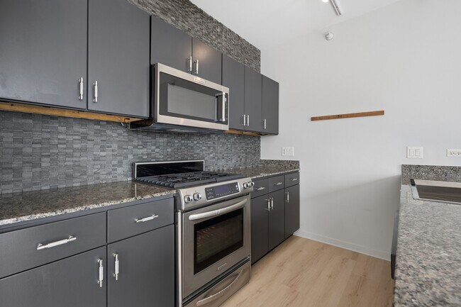 Foto del edificio - 860 W Blackhawk St