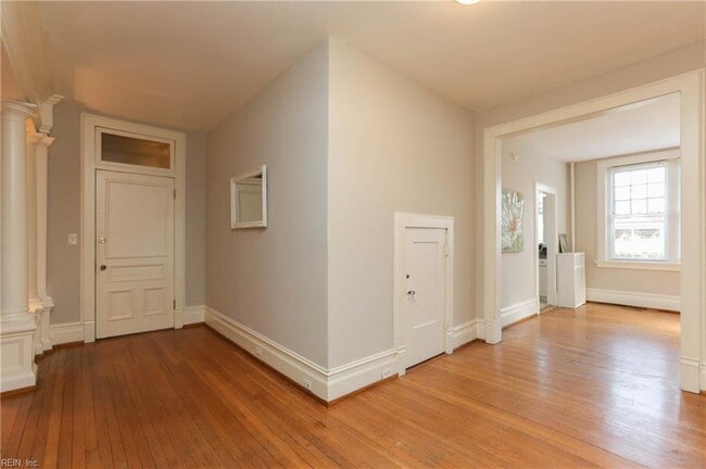 Building Photo - 812 Stockley Gardens
