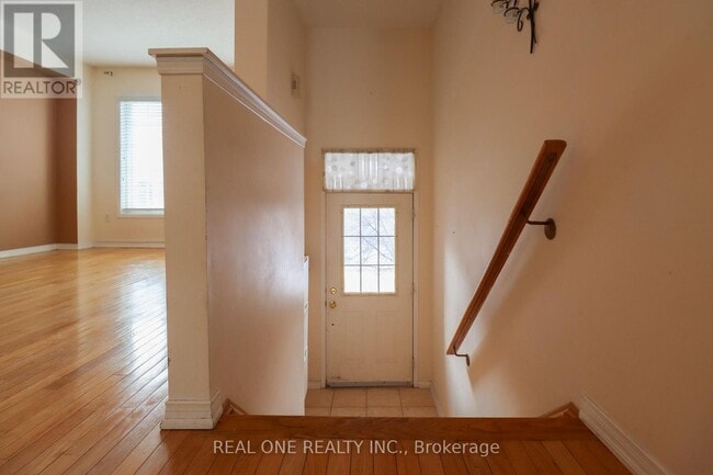 Building Photo - 4950 Albina Way