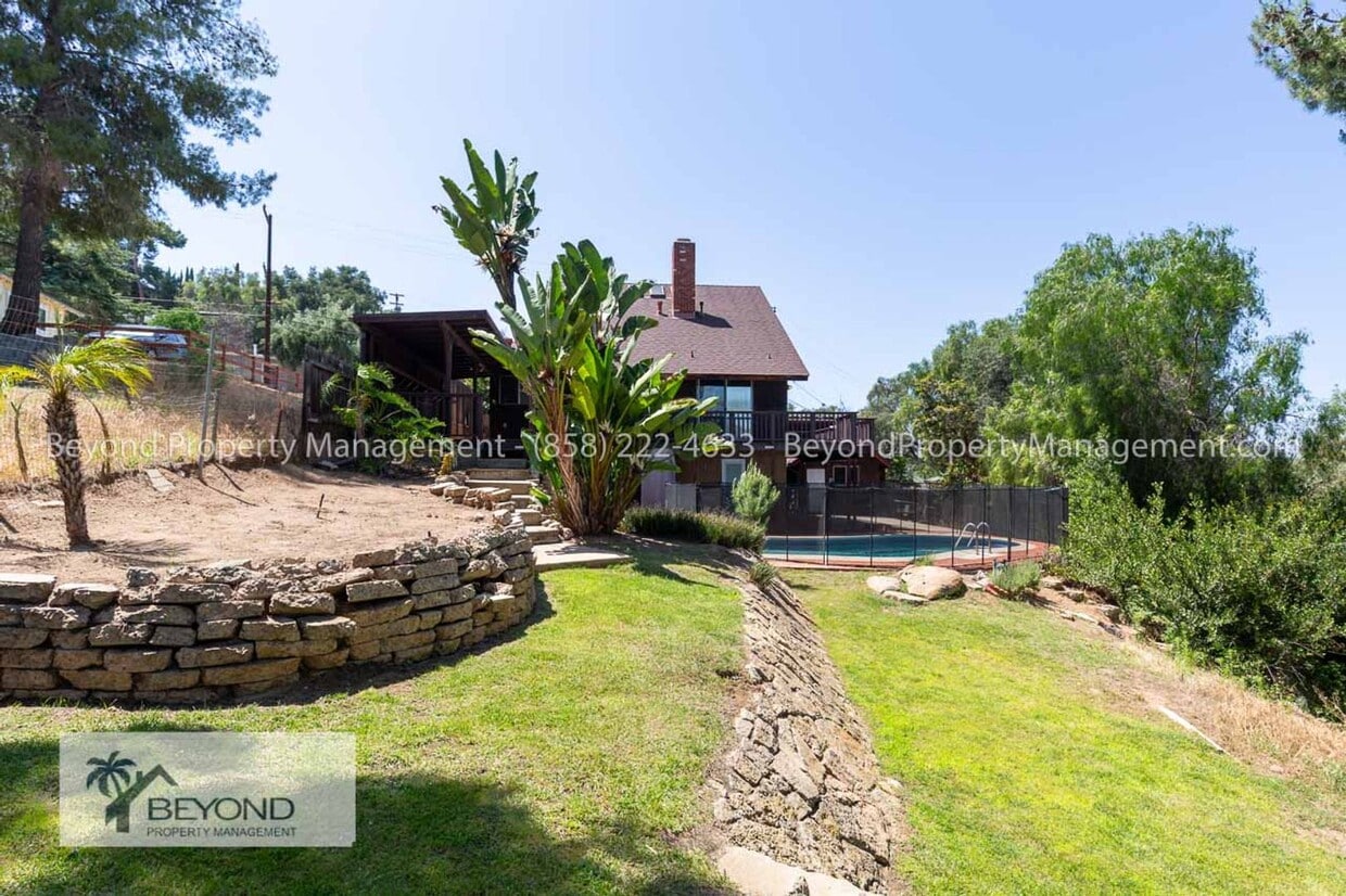 Primary Photo - LUXURY IN LAKESIDE , STUNNING 4 BED 3 BATH...