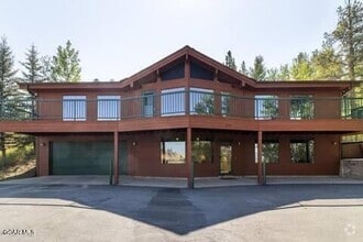 Building Photo - 210 Bighorn Ct