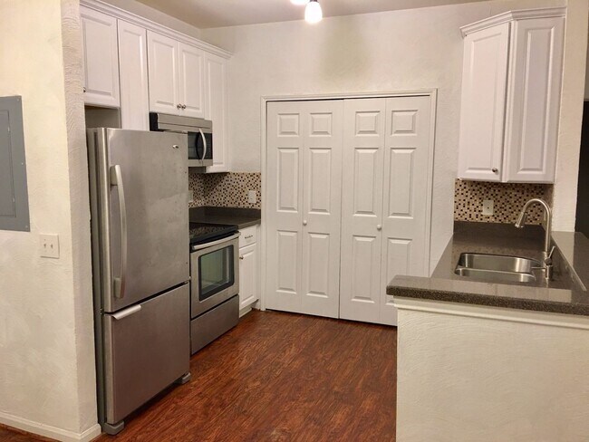 Foto del edificio - Two Bedroom at Longleaf Villas!