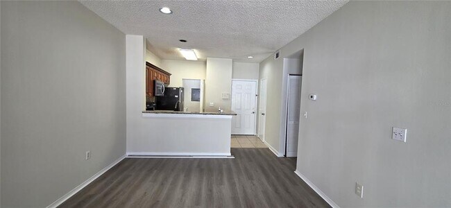 Foto del edificio - 4115 Chatham Oak Ct