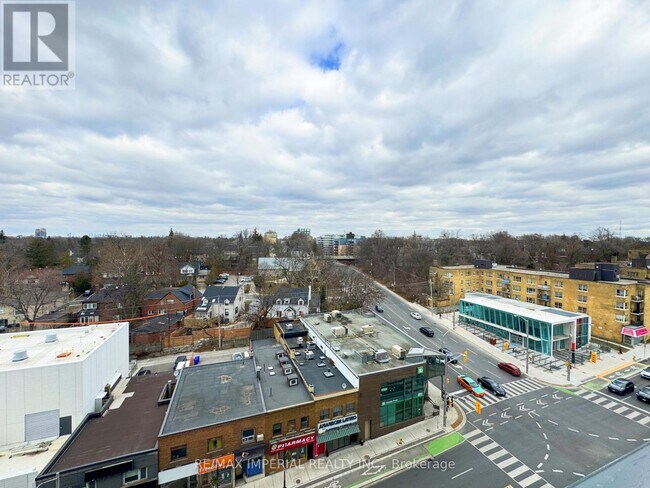 Photo du bâtiment - 2020-2020 Bathurst St