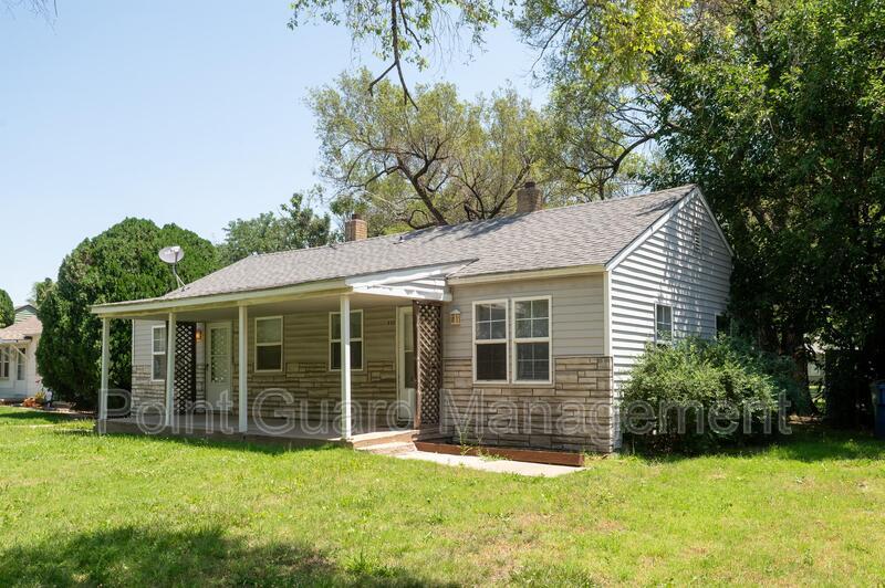 848850 S Crestway St, Wichita, KS 67218 Condo for Rent in Wichita