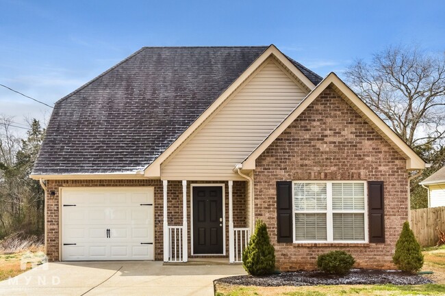Building Photo - 721 Wildwood Dr