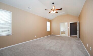 Building Photo - 18669 Blue Spruce Ln