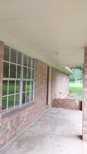 Building Photo - 327 Primrose Rd
