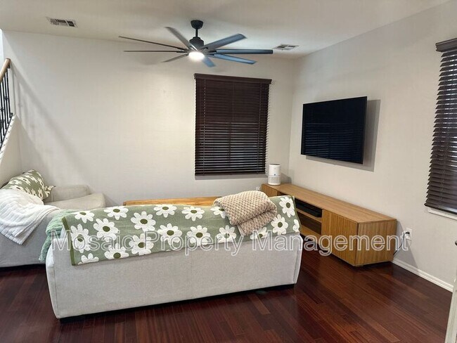 Foto del edificio - 1328 S Sabino Dr