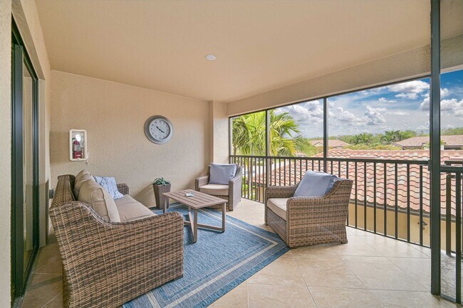 Foto del edificio - **2 + Den Condo - 1 Car garage - Fully Furnished - Short Term Lease (5.11 - 11.30) **