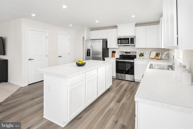 Building Photo - 6416 Draft Wy