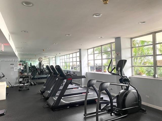 Foto del edificio - 1408 Brickell Bay Dr