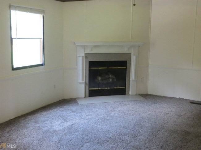Building Photo - 4537 Jess Helton Rd