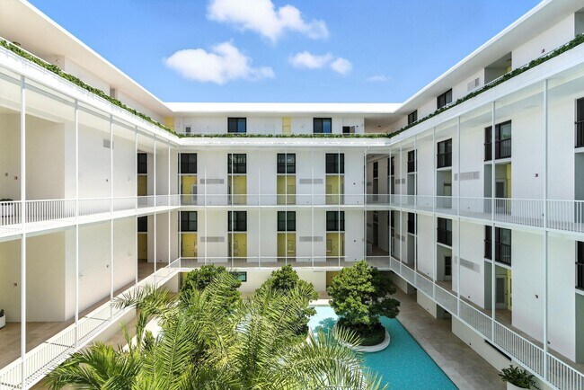 Building Photo - 400 S Ocean Blvd
