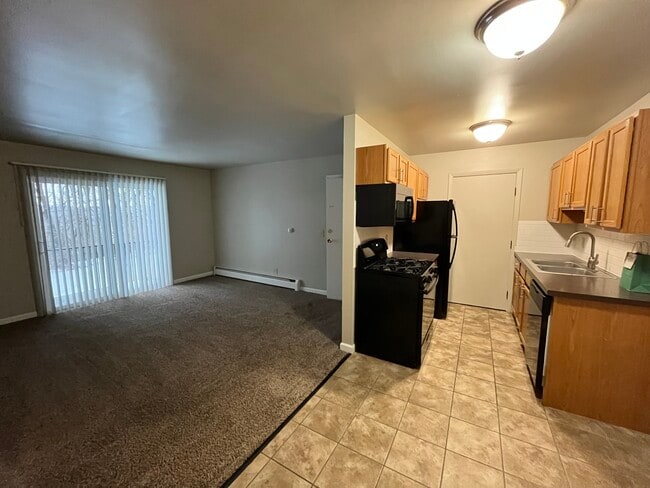 living room - Richmond Hills Apartments