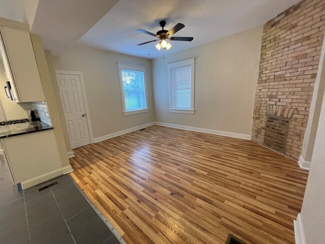 Photo - 350 Melwood Ave House