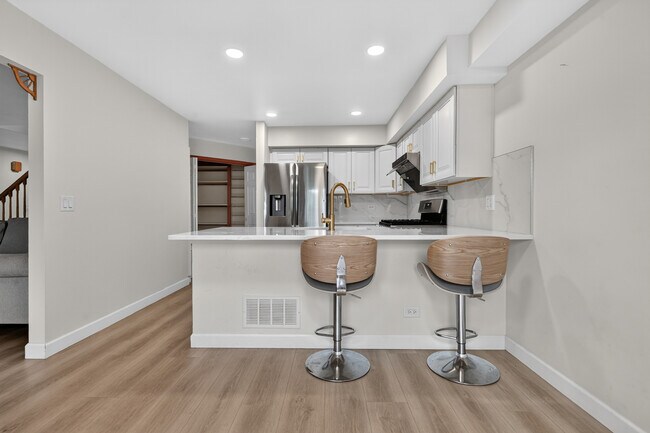 Foto del edificio - 1047 Beninford Ln