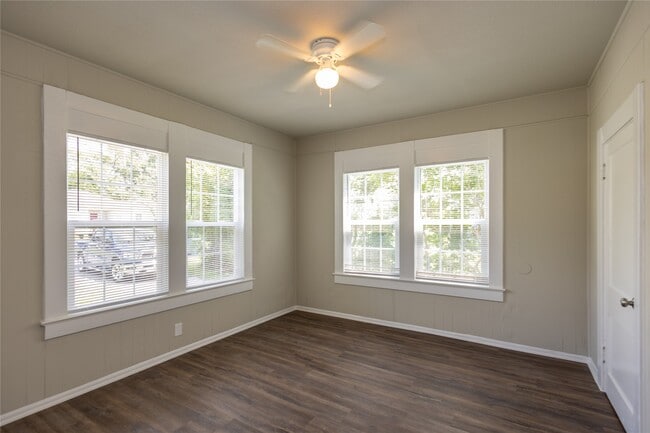 Building Photo - 4150 Brandon Ave
