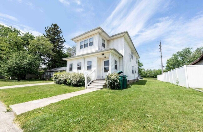 Foto del edificio - 327 Planett St