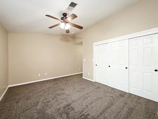 Building Photo - Beautiful Single-family home!