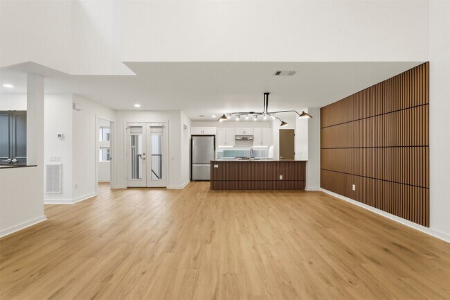 Foto del edificio - 6121 Gehring St