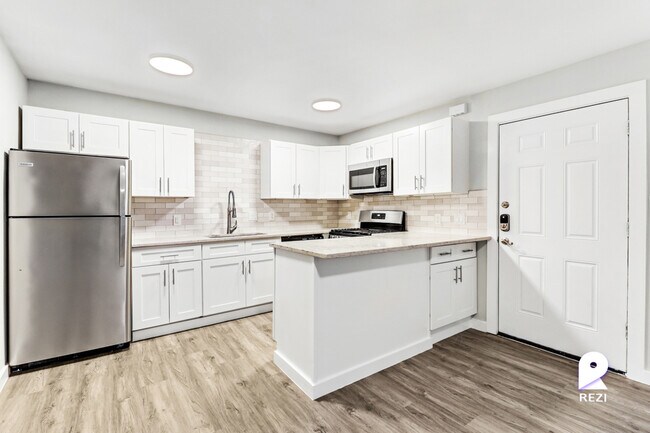 Foto del edificio - 1211 W 8th St