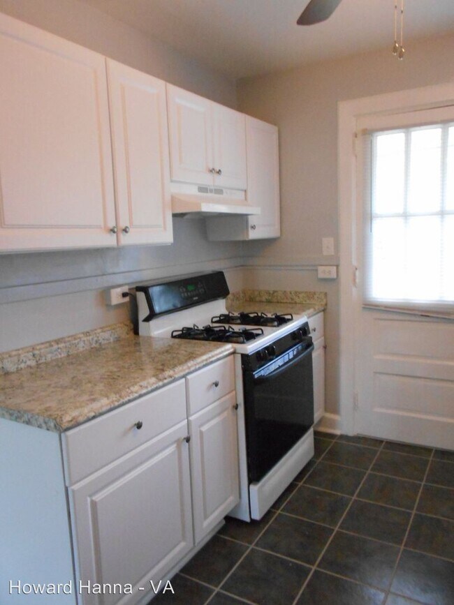 Foto del edificio - 9329 Capeview Ave