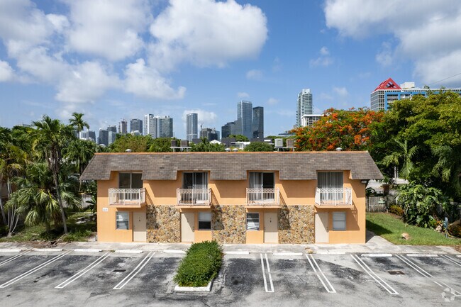 Building Photo - Brickell Villas
