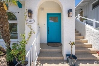 Building Photo - 173 Santa Ana Ave