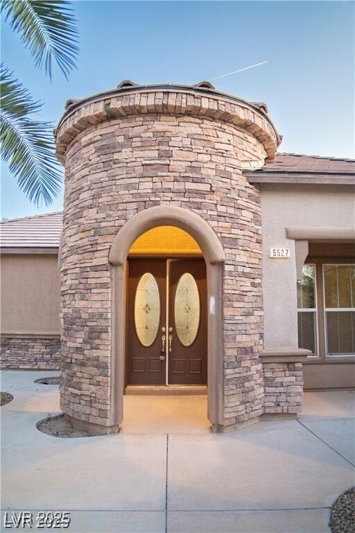 Foto del edificio - 5527 Breecher Ave