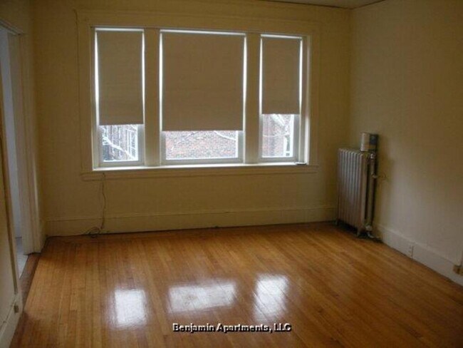 Foto del edificio - 1284 Commonwealth Ave