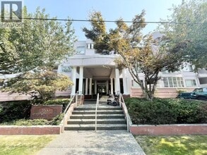 Building Photo - 5500-5500 Arcadia Rd