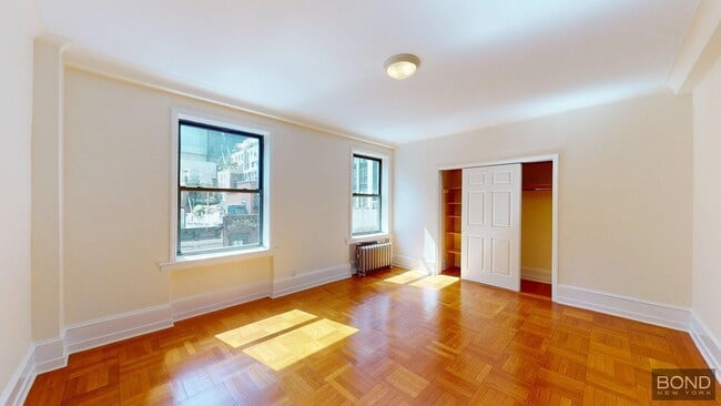 Building Photo - 55 W 55th St