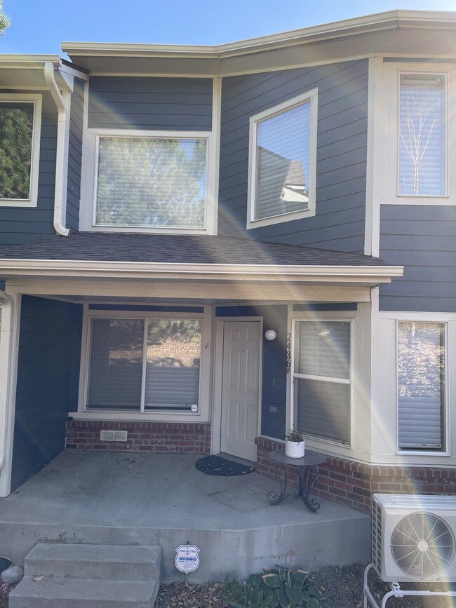 Building Photo - 2436 W 82nd Pl