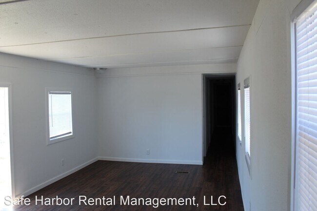 Building Photo - 2496 US-98