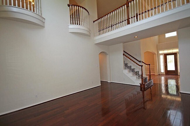 Building Photo - 3018 Ravensport Dr