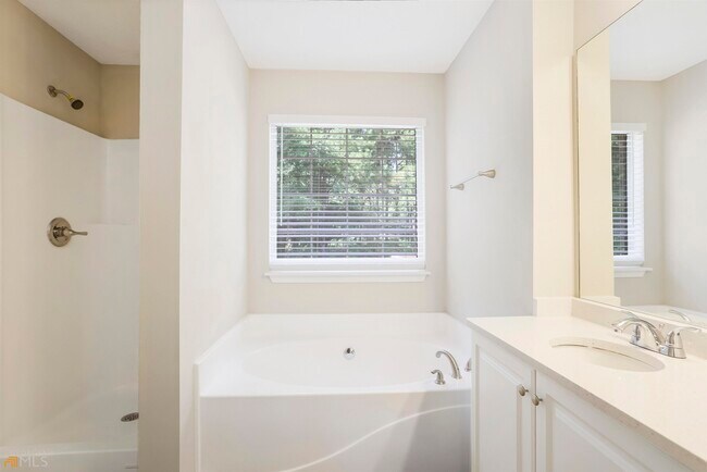 Building Photo - 5301 Sweetsprings Ln SW