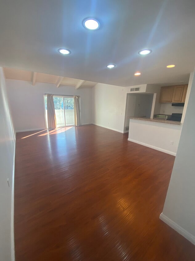 10331 Lindley Ave Unit 209, Porter Ranch, CA 91326 Condo for Rent in