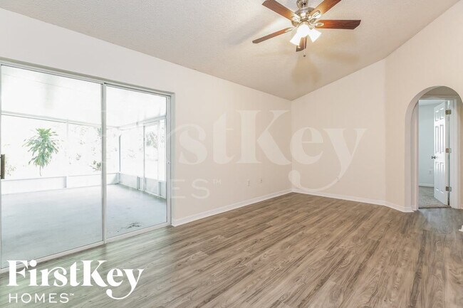 Foto del edificio - 1517 Fairlight St NW