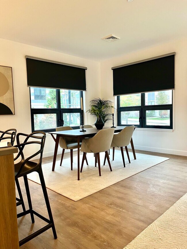 Foto del edificio - New building with garage parking